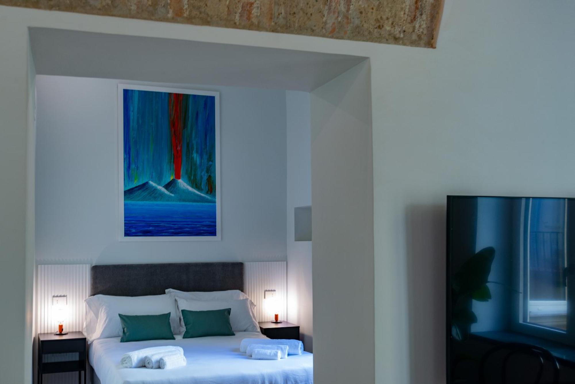 Rolando Domus Bed and Breakfast Napels Buitenkant foto