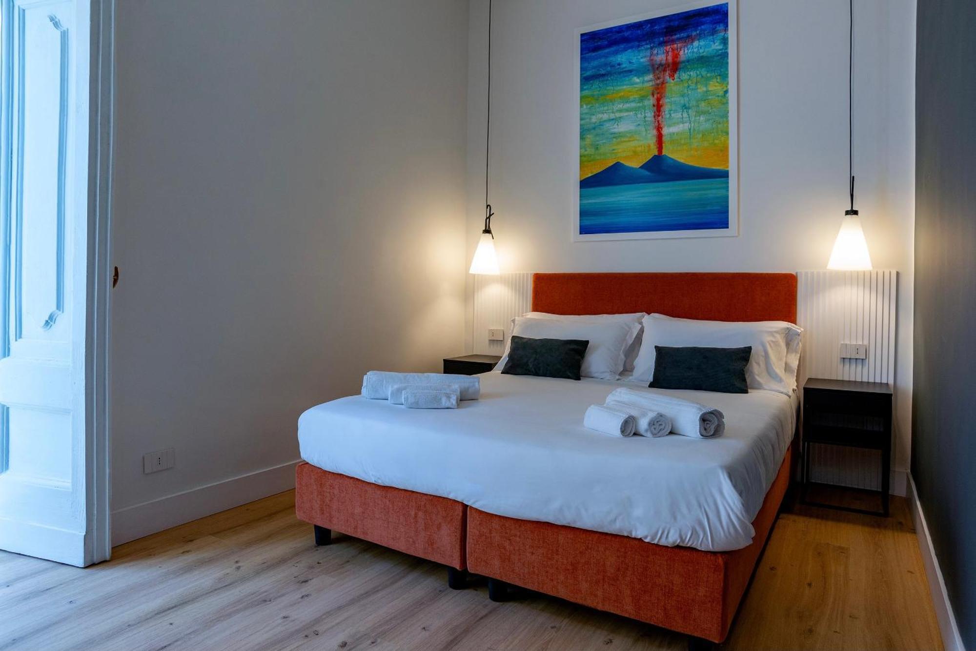 Rolando Domus Bed and Breakfast Napels Buitenkant foto